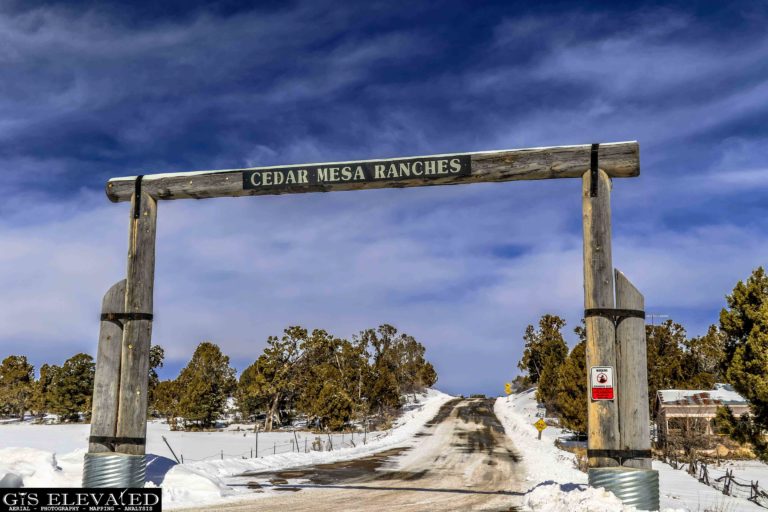 Cedar Mesa Rancheds Entracne